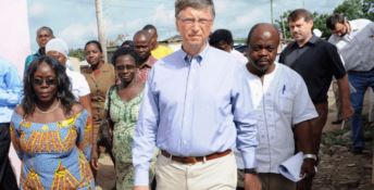 Bill Gates, miliardario dal cuore d’oro: oltre 45 miliardi di dollari in beneficenza